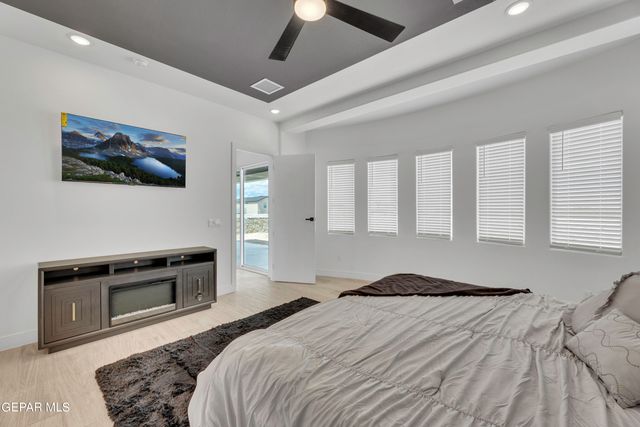 1813 Espy Gamboa Avenue, El Paso, TX 79928