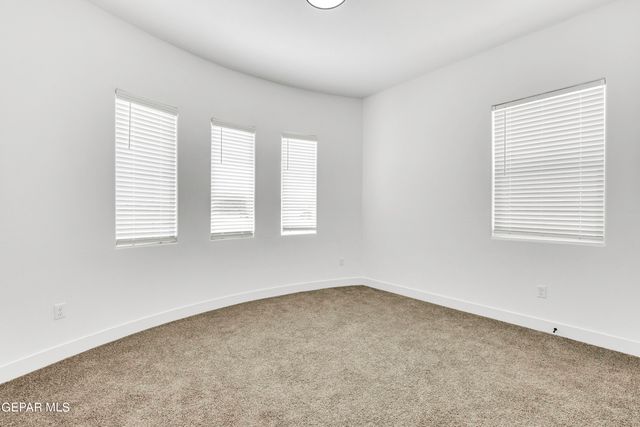 1813 Espy Gamboa Avenue, El Paso, TX 79928