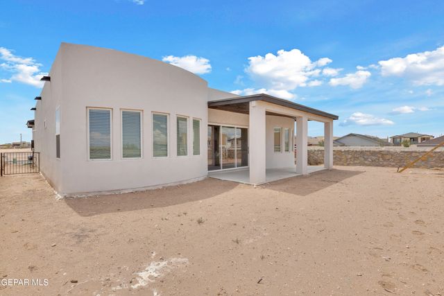 1813 Espy Gamboa Avenue, El Paso, TX 79928
