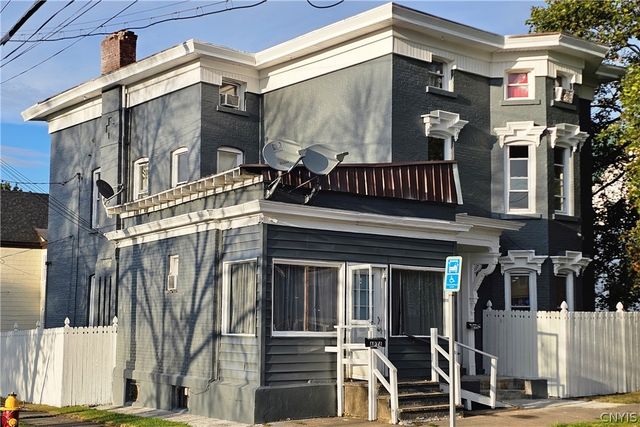 1303 Bleecker Street, Utica, NY 13501