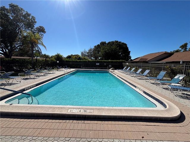 9303 Lennox LN, Fort Myers, FL 33919