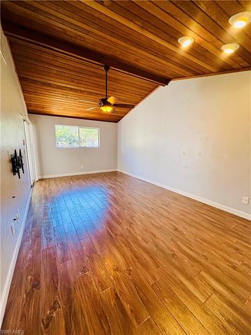 9303 Lennox LN, Fort Myers, FL 33919