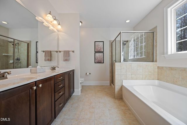 1050 Perdue Drive, Chapel Hill, NC 27517