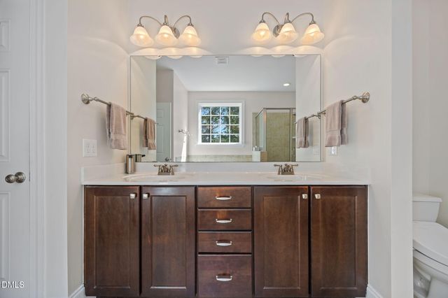 1050 Perdue Drive, Chapel Hill, NC 27517