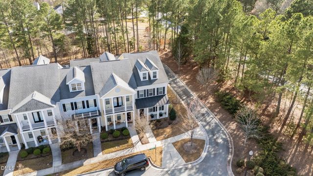 1050 Perdue Drive, Chapel Hill, NC 27517