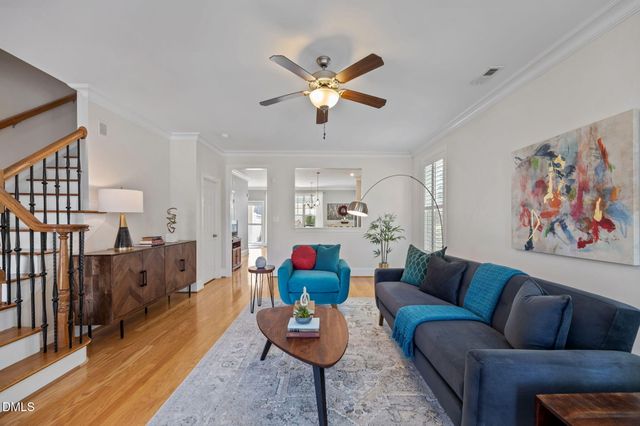 1050 Perdue Drive, Chapel Hill, NC 27517