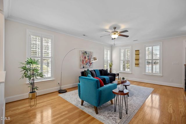 1050 Perdue Drive, Chapel Hill, NC 27517