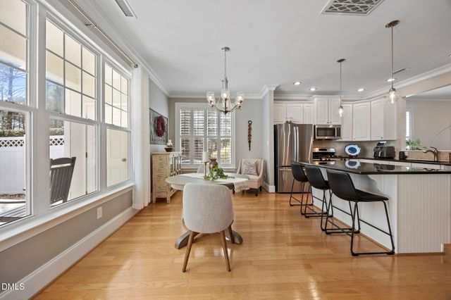 1050 Perdue Drive, Chapel Hill, NC 27517