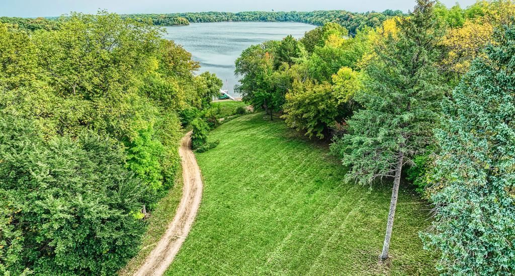 970 Pleasant View Road, Chanhassen, MN 55317 — photo 3
