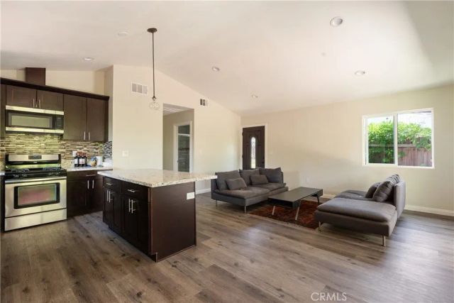 8442 Camino Sur, Rancho Cucamonga, CA 91730