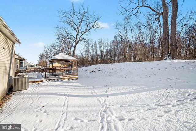 167 QUAIL DR, Dillsburg, PA 17019