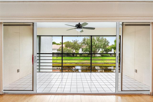 6157 Old Court Rd 225, Boca Raton, FL 33433