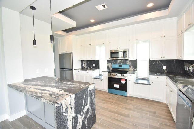 18809 Warrior Road, Galveston, TX 77554