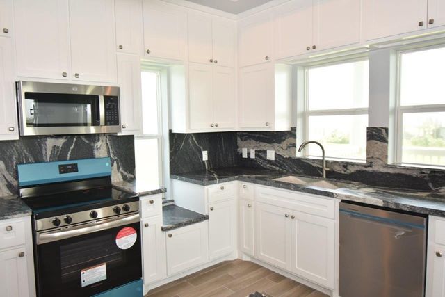 18809 Warrior Road, Galveston, TX 77554