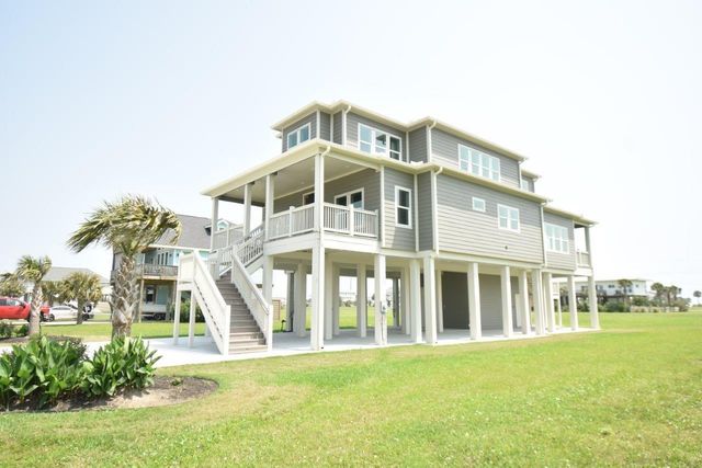 18809 Warrior Road, Galveston, TX 77554