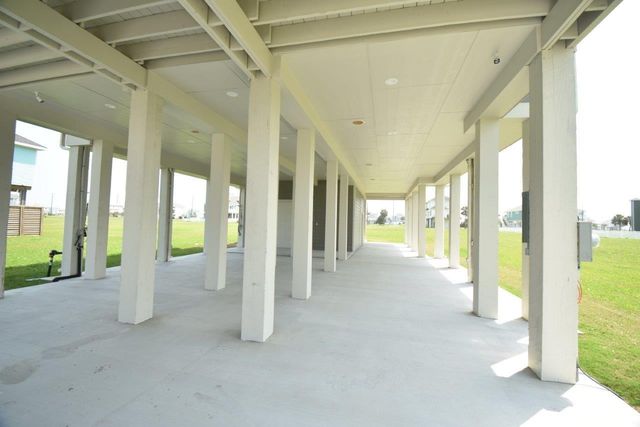 18809 Warrior Road, Galveston, TX 77554