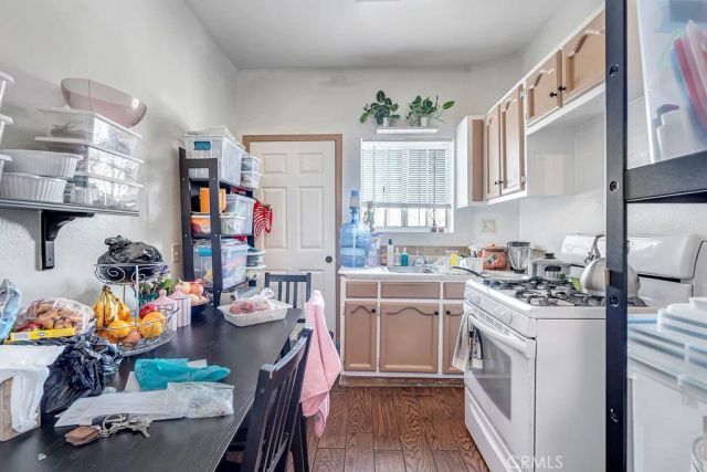 139 E 41st Pl, Los Angeles, CA 90011