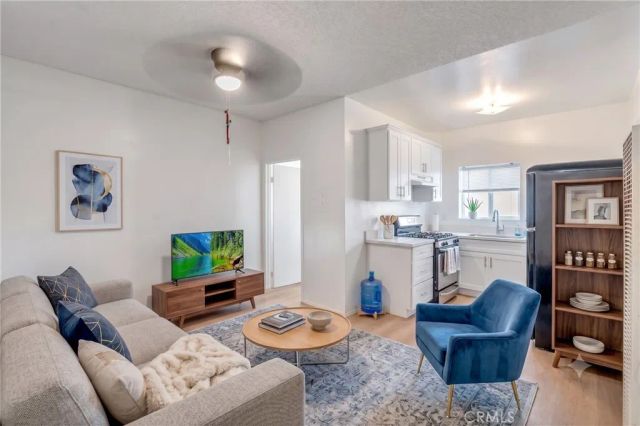 139 E 41st Pl, Los Angeles, CA 90011