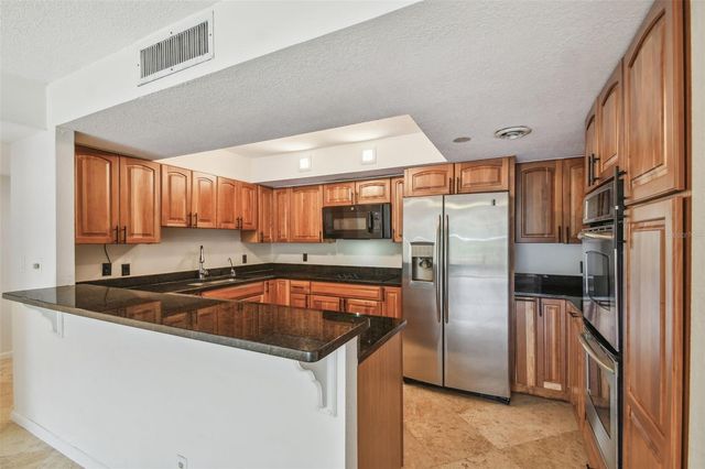 100 OAKMONT LANE 106, Belleair, FL 33756