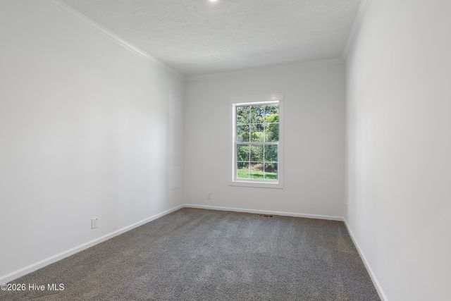 1869 Mission Hills Drive, Wilmington, NC 28405