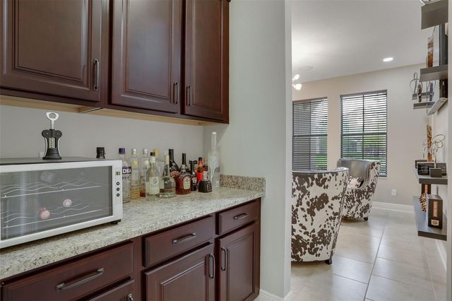 19426 WHISPERING BROOK DRIVE, Tampa, FL 33647