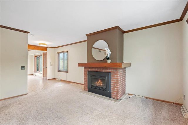 2621 Mission Circle, Madison, WI 53713