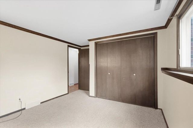2621 Mission Circle, Madison, WI 53713