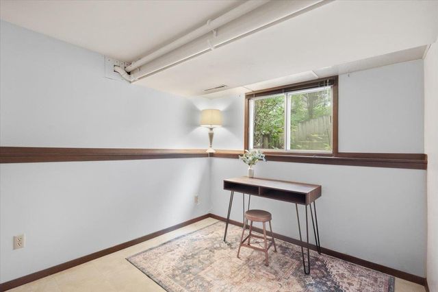 2621 Mission Circle, Madison, WI 53713