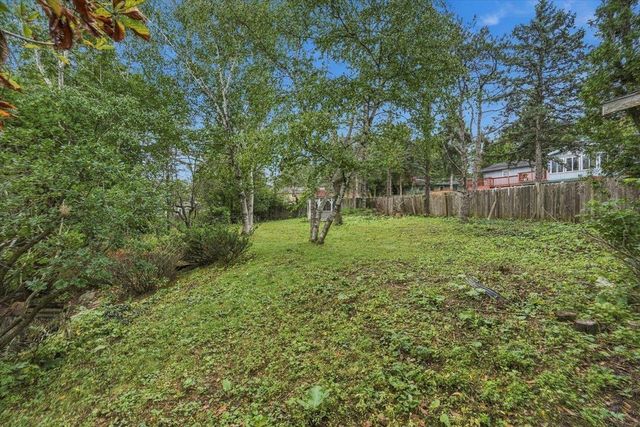 2621 Mission Circle, Madison, WI 53713