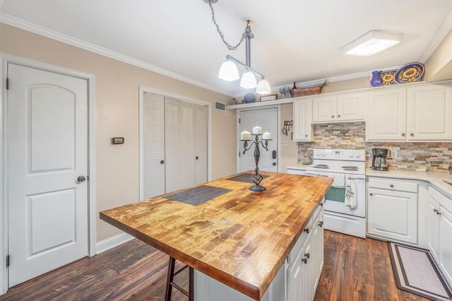 100 Discovery Bay Ln Unit 6, Hot Springs, AR 71913