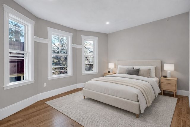 24 Pleasant St 1, Boston, MA 02125