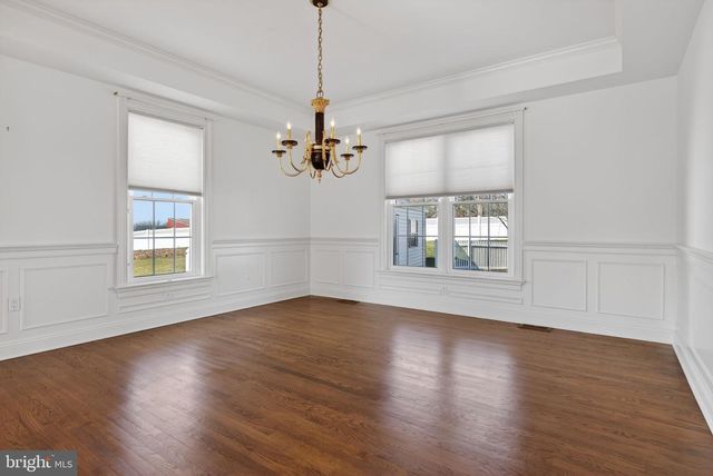 1137 OAKMONT DR, Lancaster, PA 17601