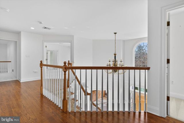 1137 OAKMONT DR, Lancaster, PA 17601