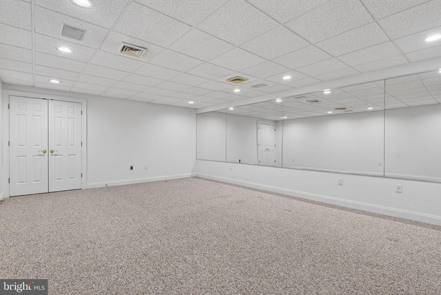 1137 OAKMONT DR, Lancaster, PA 17601