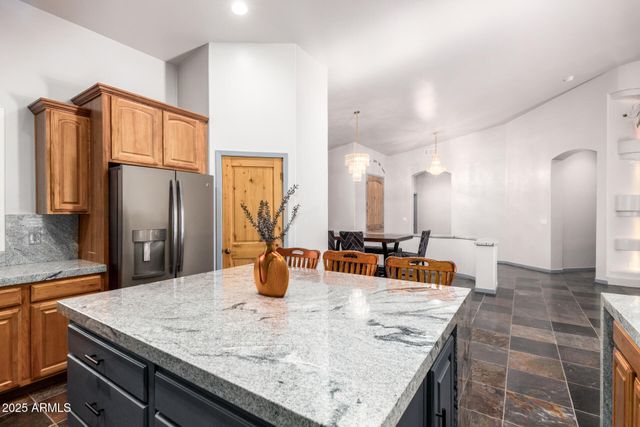 38022 N 2ND Avenue, Phoenix, AZ 85086