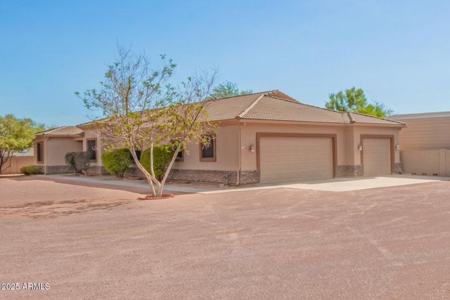 38022 N 2ND Avenue, Phoenix, AZ 85086