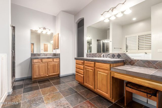 38022 N 2ND Avenue, Phoenix, AZ 85086