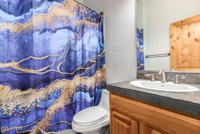 38022 N 2ND Avenue, Phoenix, AZ 85086