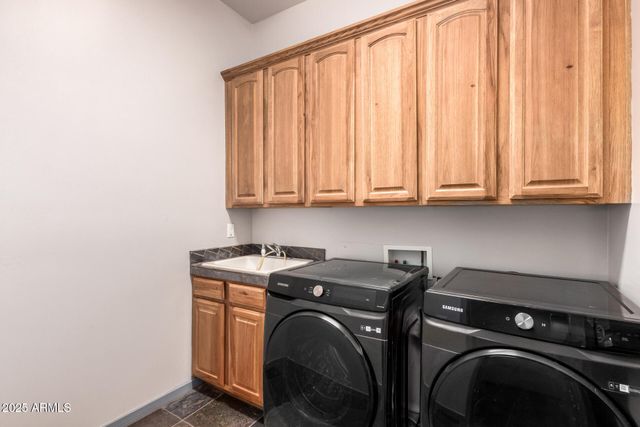 38022 N 2ND Avenue, Phoenix, AZ 85086