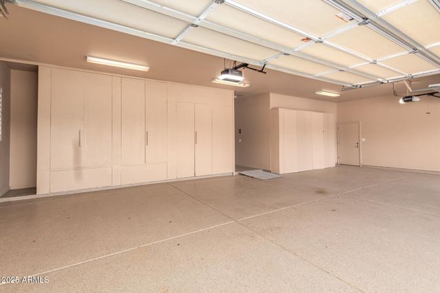 38022 N 2ND Avenue, Phoenix, AZ 85086