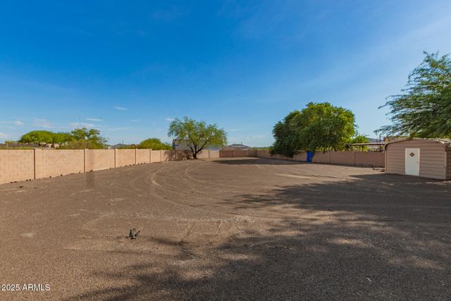 38022 N 2ND Avenue, Phoenix, AZ 85086