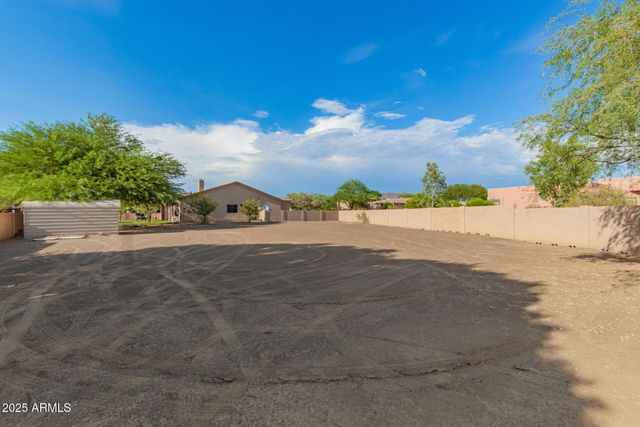 38022 N 2ND Avenue, Phoenix, AZ 85086