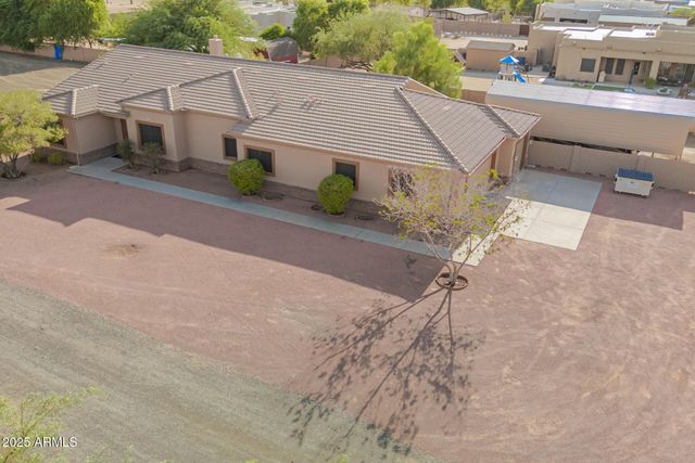 38022 N 2ND Avenue, Phoenix, AZ 85086