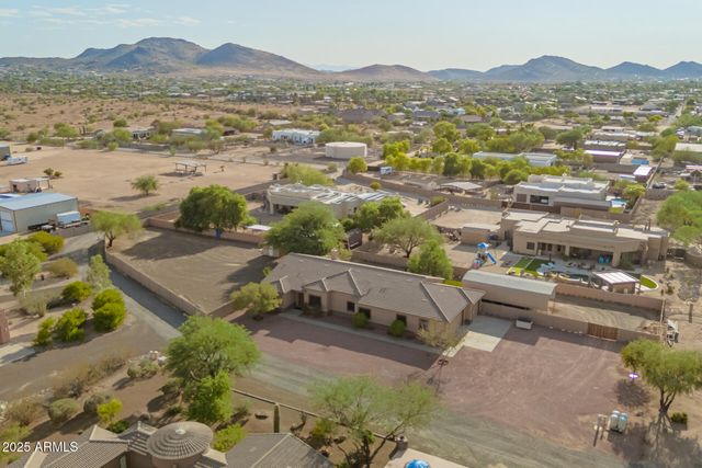 38022 N 2ND Avenue, Phoenix, AZ 85086