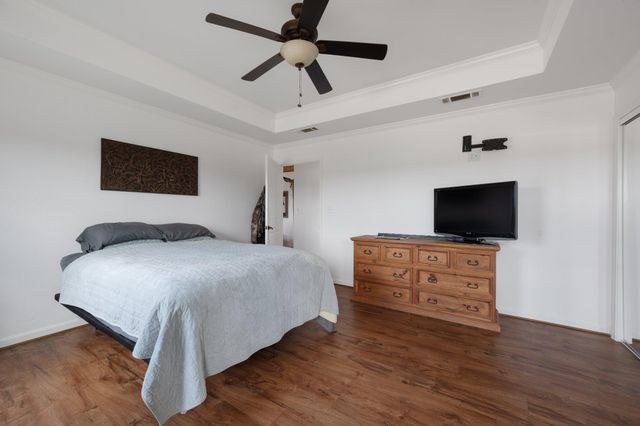 712 County Road 330, Granger, TX 76530