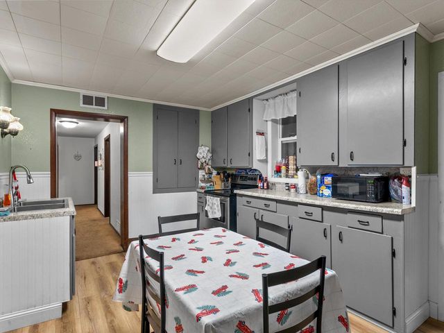 N9090 Dairyland DRIVE, Cleveland, WI 53015