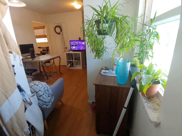 202 E 32nd ST 12, Austin, TX 78705