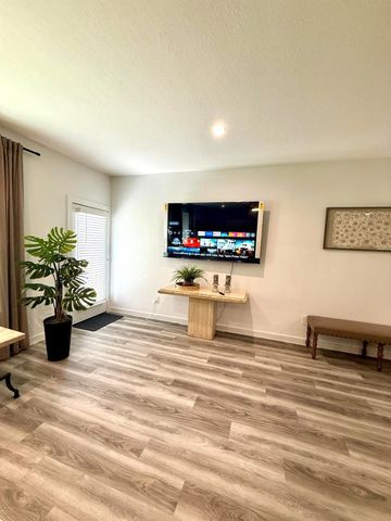 12308 Greenwood Gate Drive, Houston, TX 77047