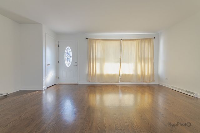 3704 W 57th Street, Chicago, IL 60629