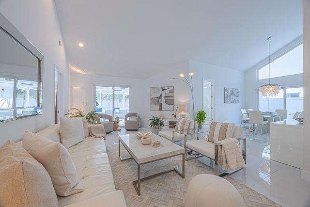 23246 L Ermitage Circle, Boca Raton, FL 33433